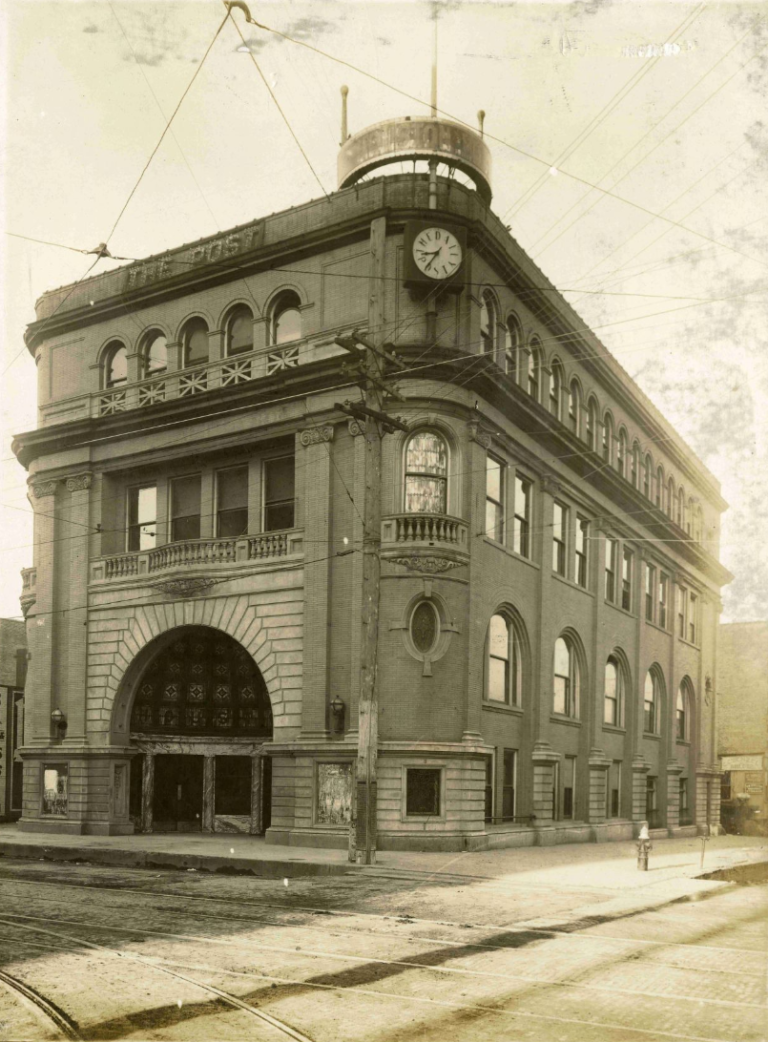 The Houston Post building - A Curious Histonian